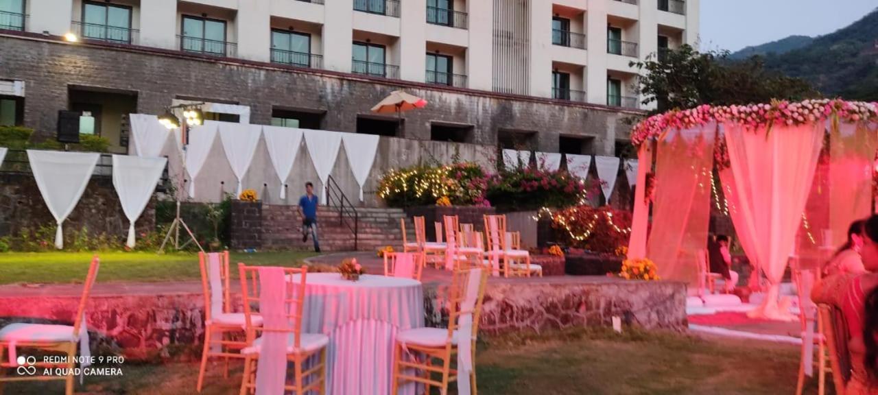 Hotel Celebration Lavasa Zewnętrze zdjęcie